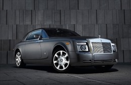 Rolls-Royce đạt kỷ lục mới về doanh số 